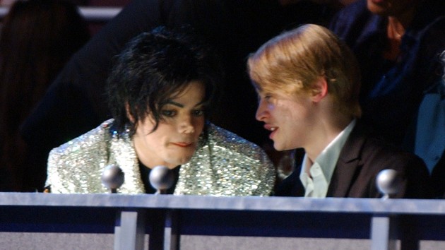 Macaulay Culkin defends Michael Jackson: “He never did anything to me”