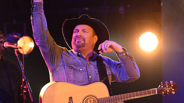 Garth Brooks, Brad Paisley and more will tip their hats to “Hard-Working Heroes” This Labor Day